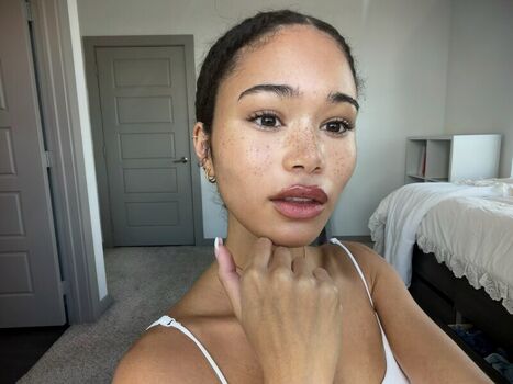 Full leaked Nuritheedoll private onlyfans photo