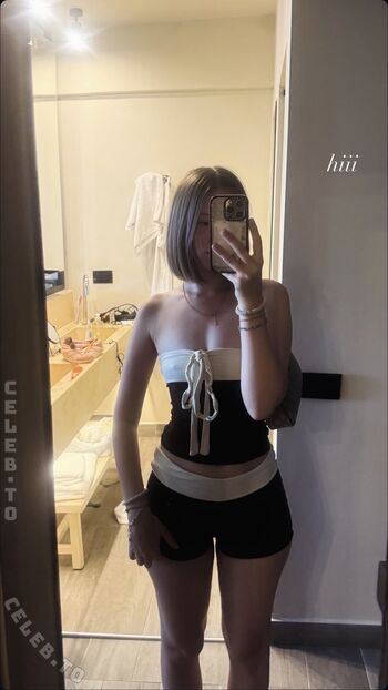 Full leaked Nylaamriaa private onlyfans photo