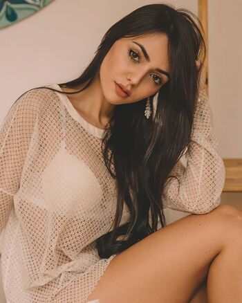 Nyvi Estephan