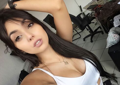 Nyvi Estephan