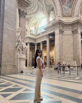 Full leaked Nyvi estephan private onlyfans photo