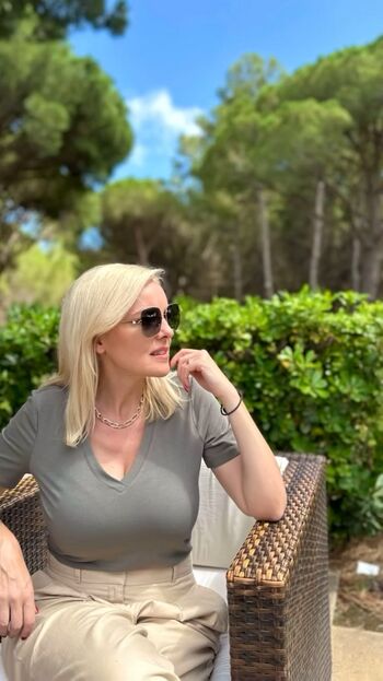 Full leaked Oana andoni private onlyfans photo