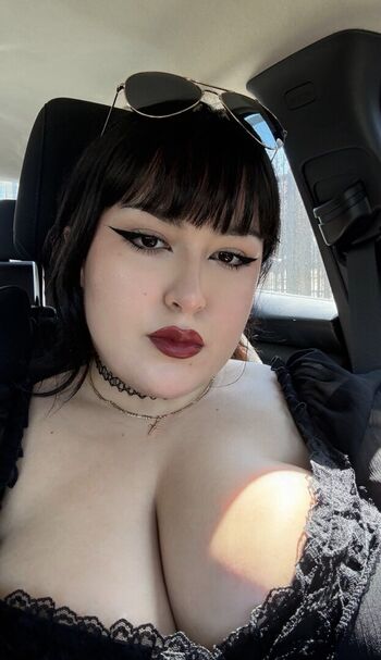 Full leaked Obscuremilk private onlyfans photo