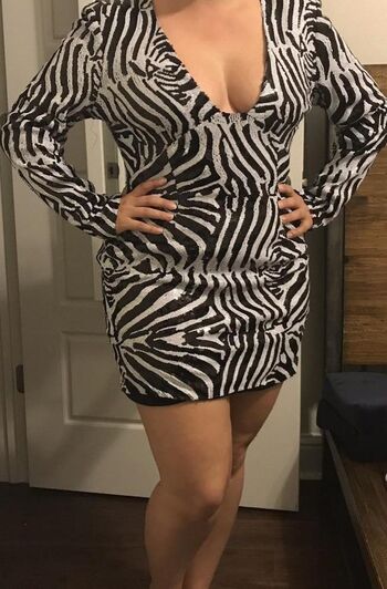 Officewife700