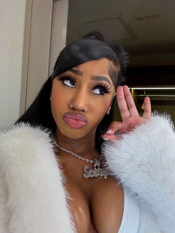 Full leaked Officialladiiscorpio private onlyfans photo