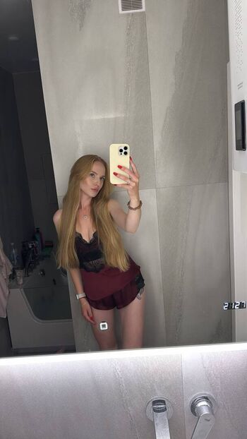 Oksana Neveselaya