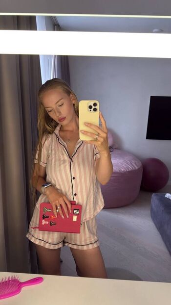 Full leaked Oksana neveselaya private onlyfans photo
