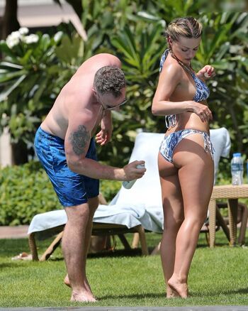 Full leaked Ola jordan page private onlyfans photo