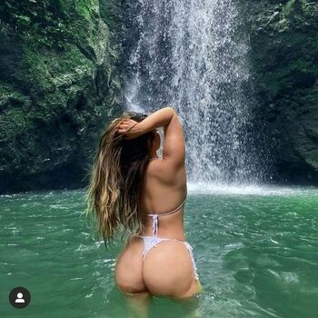 Full leaked Oliveros private onlyfans photo