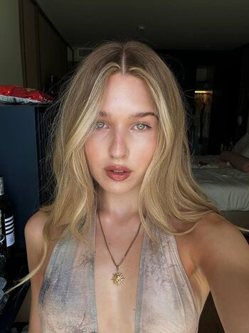 Full leaked Olivia ashley private onlyfans photo