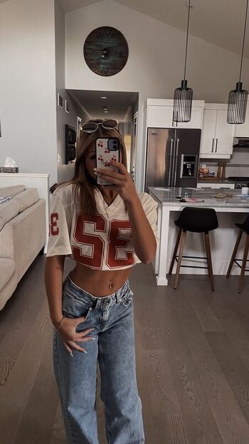 Olivia Deni