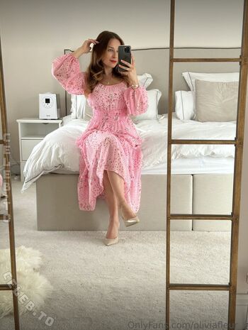 Full leaked Olivia fleur page private onlyfans photo