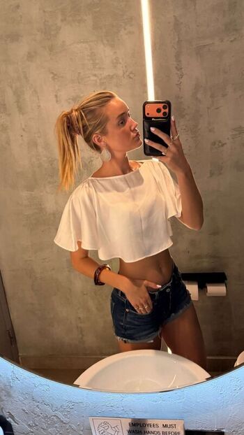 Full leaked Olivia ponton page private onlyfans photo