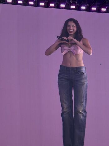 Full leaked Olivia rodrigo  page private onlyfans photo