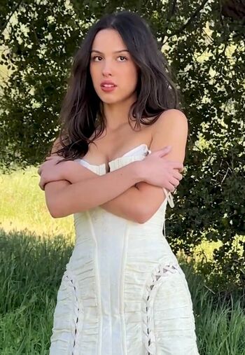 Full leaked Olivia rodrigo  page private onlyfans photo