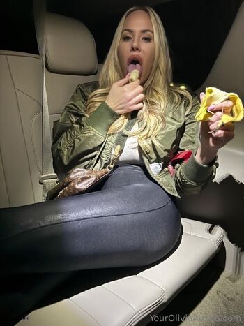 Full leaked Oliviaaustinxxx private onlyfans photo