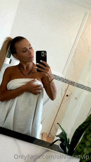 Full leaked Oliviacatvip private onlyfans photo