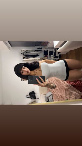 Full leaked Oliviaraynn private onlyfans photo