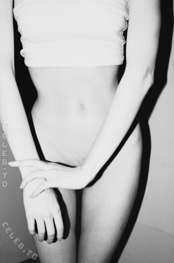Full leaked Omletik private onlyfans photo