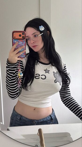 Full leaked Onisuna private onlyfans photo
