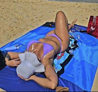 Full leaked Onlydani private onlyfans photo