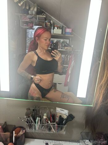 Full leaked Onlyfanskuumikset private onlyfans photo