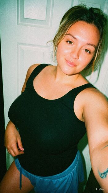 Full leaked Oohkarlalala private onlyfans photo
