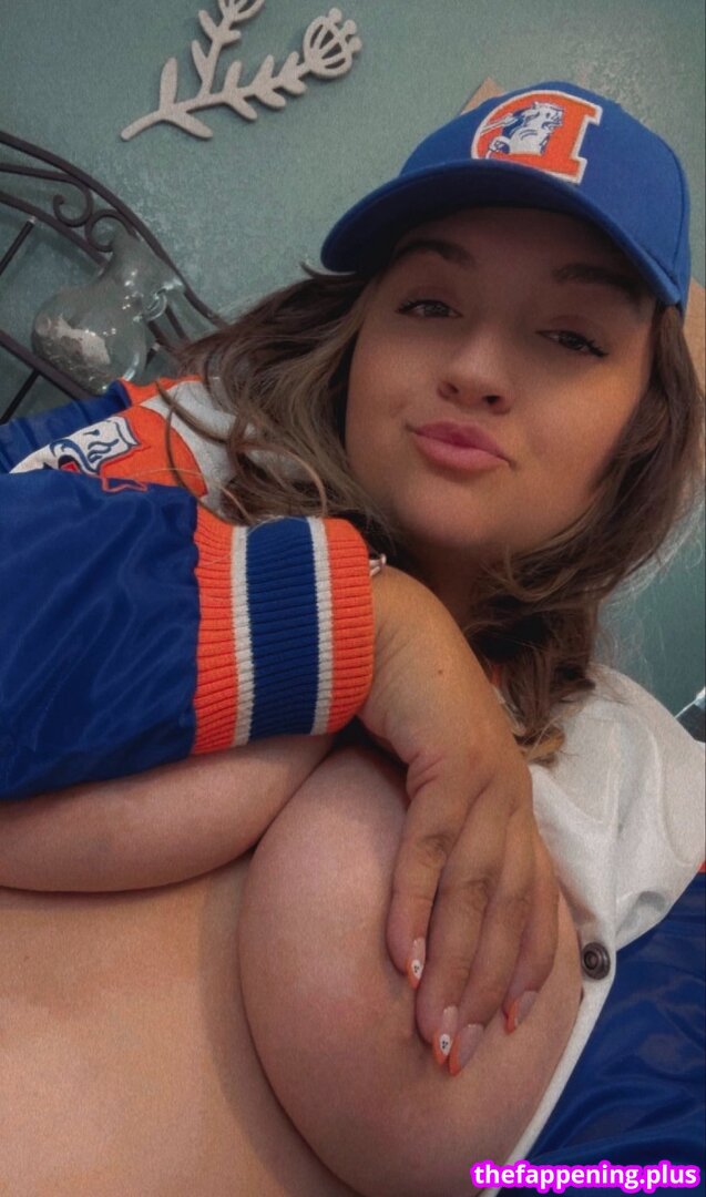 oohdb4lalal / oohkarla / oohkarlalala Nude OnlyFans Photo #98