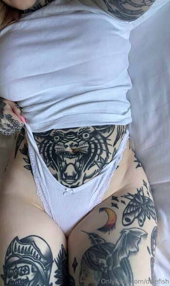 Full leaked Osiefish  page private onlyfans photo