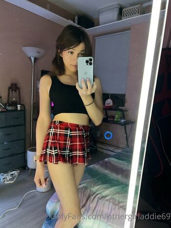Full leaked Othergirladdie page private onlyfans photo