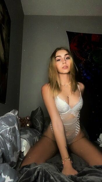 Full leaked Paigemarie private onlyfans photo