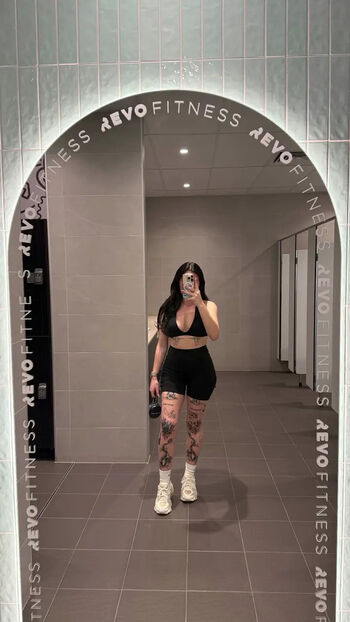 Full leaked Paladinamber private onlyfans photo