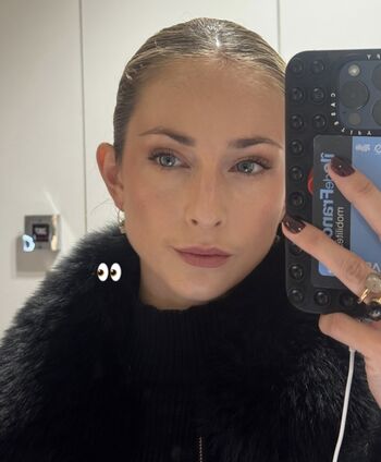Full leaked Palmyre private onlyfans photo