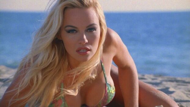 Full leaked Pamela anderson private onlyfans photo