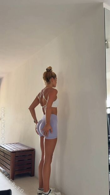 Full leaked Pamela reif page private onlyfans photo