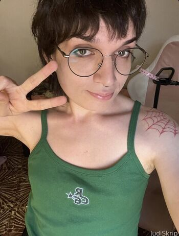 Full leaked Paprika trap private onlyfans photo