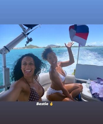 Full leaked Parker mckenna posey page private onlyfans photo