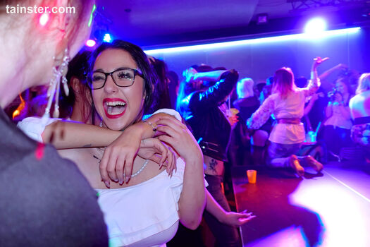 Party Hardcore Model Thread