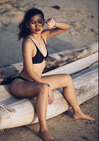 Full leaked Pathum manu page private onlyfans photo