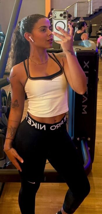 Paula Nobre