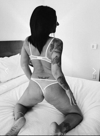 Full leaked Paulamariexo private onlyfans photo