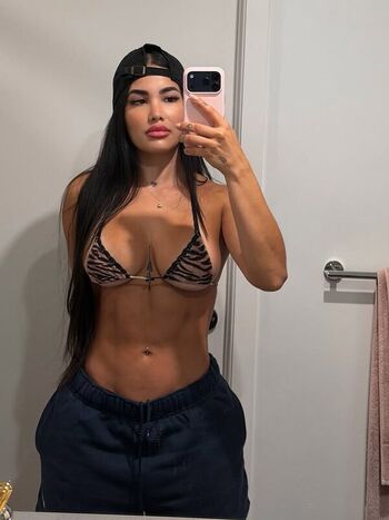 Full leaked Paulinacruz private onlyfans photo