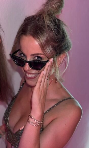 Full leaked Pauline sanzey private onlyfans photo