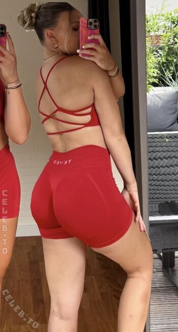 Full leaked Paulinewsn private onlyfans photo