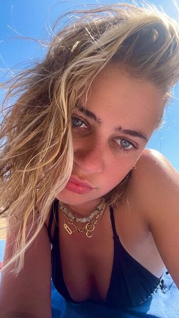 Full leaked Pause cerise private onlyfans photo