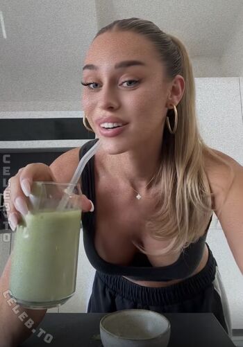 Full leaked Payton ramolla page private onlyfans photo