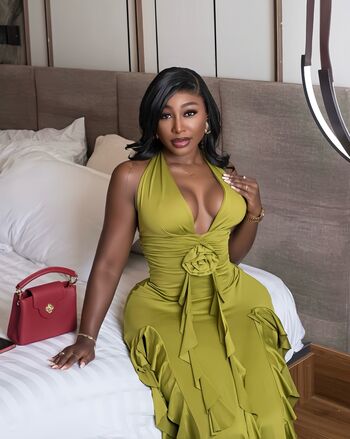 Full leaked Pearl wats private onlyfans photo
