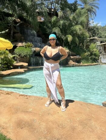 Full leaked Peitudas private onlyfans photo