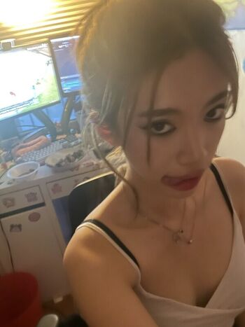 Full leaked Penpuin private onlyfans photo