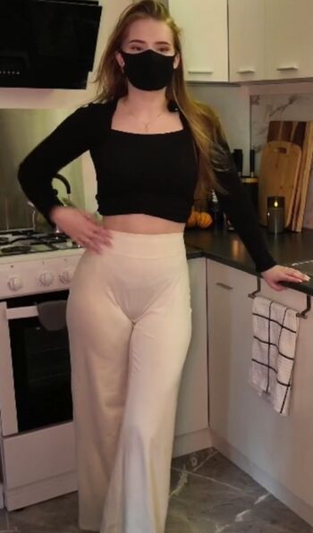 Full leaked Perlinna private onlyfans photo
